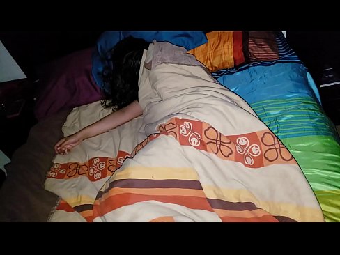 ❤️ Anak tiri berating ibu tiriné enom nalika dheweke turu. ❌ Saru kualitas ing jv.passiveincome1.ru ❌❤